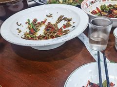 -湖南人家湘菜馆(镇江路店)