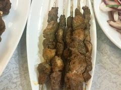 -汗腾格里·风味餐厅(新疆驻京办店)