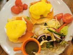 三文鱼班尼迪克蛋-CafeDuVillage乡村咖啡馆(美邻苑店)