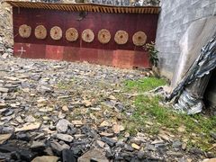 -苗人谷