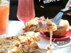 必胜硬核肉多多比萨-必胜客(新海上世界店)