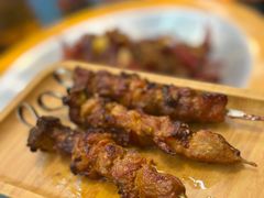-乡村馕坑肉·烧烤·新疆菜·本地人更爱吃(阿勒泰首店)