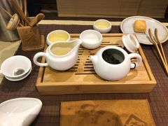 -新华书店(新街口旗舰店)