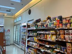 -全家便利店(孩儿巷店)