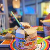 泰料里居然还有榴莲芝士瀑布披萨