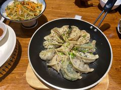 葱香煎饺-小金鬼·煎饺·鸽子汤