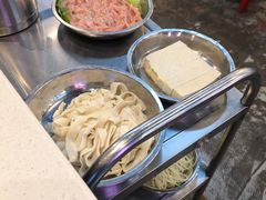 -憨铁匠老火锅(龙岗万科里店)
