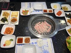 -青松馆韩国料理(香港中路佳世客店)