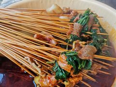 -拈签一笑黄牛肉辣卤串串