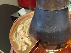 鸳鸯牛油菌汤锅-乔先生涮肉·鲜活牛羊肉火锅(塘沽店)