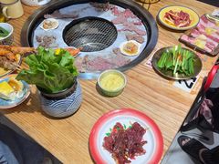 -郭左左围炉烤涮·鲜牛肉自助(梅溪新天地店)