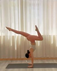 -亚太瑜伽普拉提学院