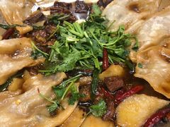 地锅土豆牛腩-大张烙馍村(泉山店)