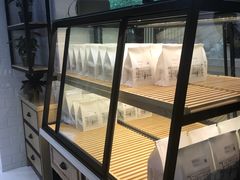 面包甜点陈列柜-爸爸糖吐司面包(南京奥体店)