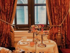 -Salon de Ville浦江汇(上海外滩华尔道夫酒店店)