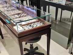 -博士眼镜(沙井京基百纳广场店)