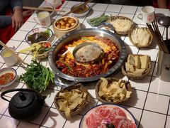 -贤合庄卤味火锅(时代广场店)