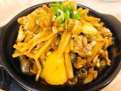 酸笋牛蛙-螺世纪螺蛳粉·桂味小排档(裕德店)