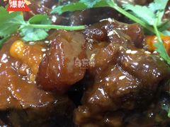 -大富蚝乌东哥饭店·石锅鱼杂·柠檬鸭(革新路店)