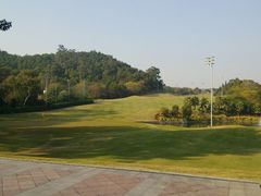 -麓湖高尔夫球俱乐部