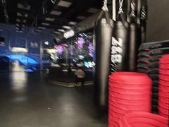 -Z&B Fitness Studio·Gym(前滩L+PLAZA店)