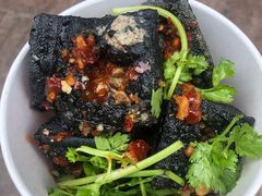 -黑色经典臭豆腐·湖南特产(步行街店)