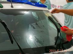 正常贴前反复清洁内外玻璃表面。-车艺尚上海龙膜隐形车衣汽车贴膜旗舰店