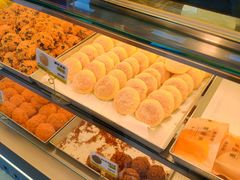 -鲍师傅糕点(西站店)