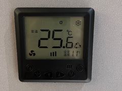 -上海虹桥中心爱琴海亚朵S酒店