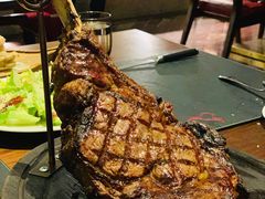 战斧牛排-恰餐厅及酒吧 CHAR Bar & Grill (北京丽都皇冠假日店)