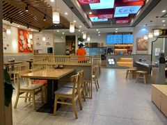 -佬钱湾仔(衣裳街店)