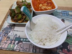 农家小炒肉-老乡鸡(上海白玉兰广场店)