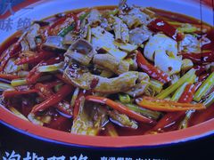 -川流不息·地道川菜·小龙虾(新松江路店)