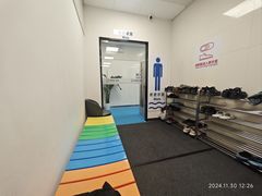 -美再晨游泳馆(新江湾店)