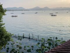 -湖畔居茶楼(湖滨店)