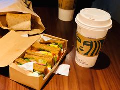-星巴克臻选(北京嘉里中心第二店)