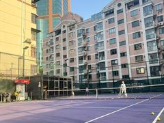 -快网网球俱乐部(长宁区金桥花园球场)