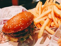 -The Habit Burger Grill 哈比特汉堡(复兴soho店)