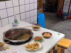-岗上渣渣老火锅(两路口店)