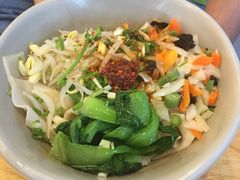 -秦香陕西食府(华贸天地店)