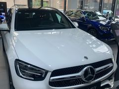 -上海星瀚奔驰4S店(红柳路店)