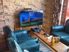 -玩坞轰趴馆·户外团建聚会主题生日派对馆(世豪广场店)