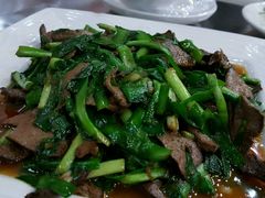 韭菜炒羊肝-郭记原生态烤羊腿(长宁路店)
