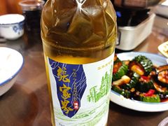 -富正毅三下锅·湘西韵味(天门山索道店)