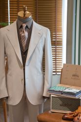 -优刻西服西装定制(金轮国际广场店)