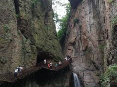 -龙潭大峡谷