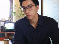 -三目眼镜·蔡司视觉合作店(青浦宝龙店)