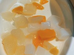 -老码头黑皮肘子锅包肉(赣水路店)