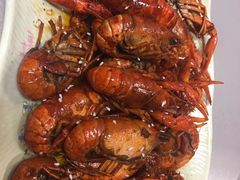 -靓靓蒸虾(恩施新天地店)