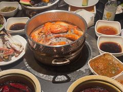 -钱小奴海鲜自助黑金店(杭州滨江龙湖店)